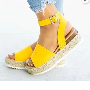 Women’s Yellow Ankle-Strap Sandals Size 40 US 9-9.5
